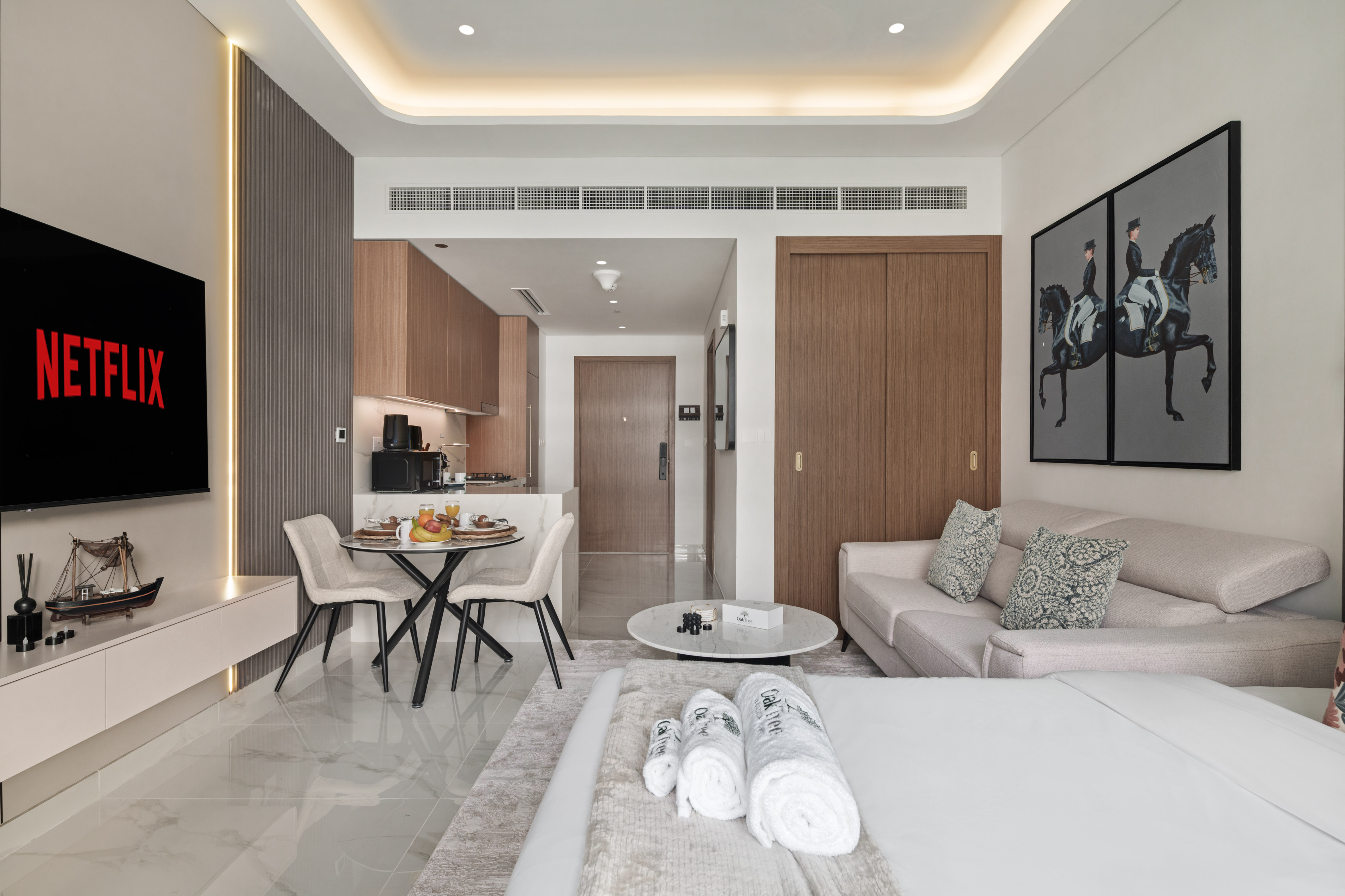 Elegant Studio | Near Dubai Mall & Downtown – الصورة 2