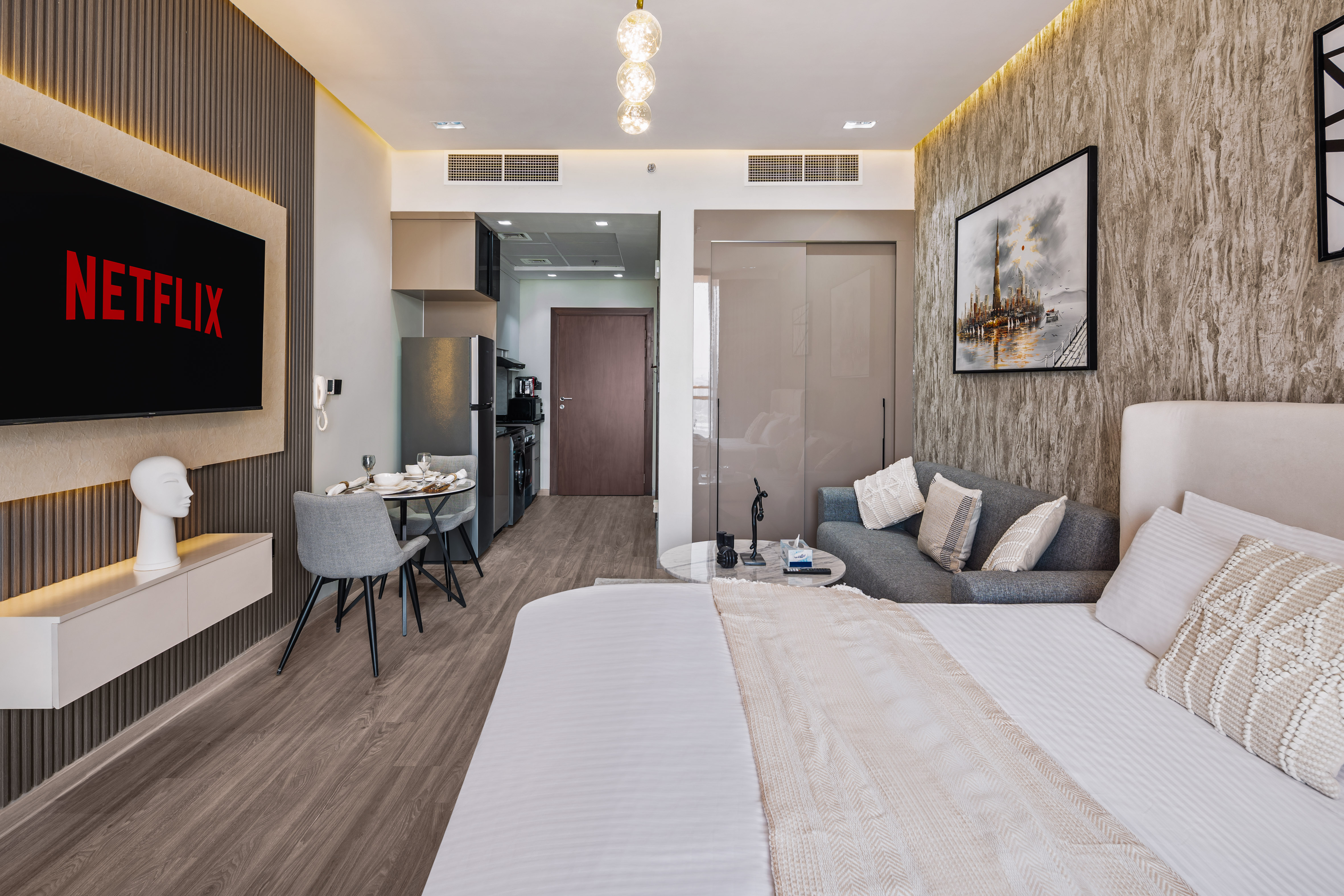 Upscale Studio in Binghatti Crystals DSO – الصورة 2