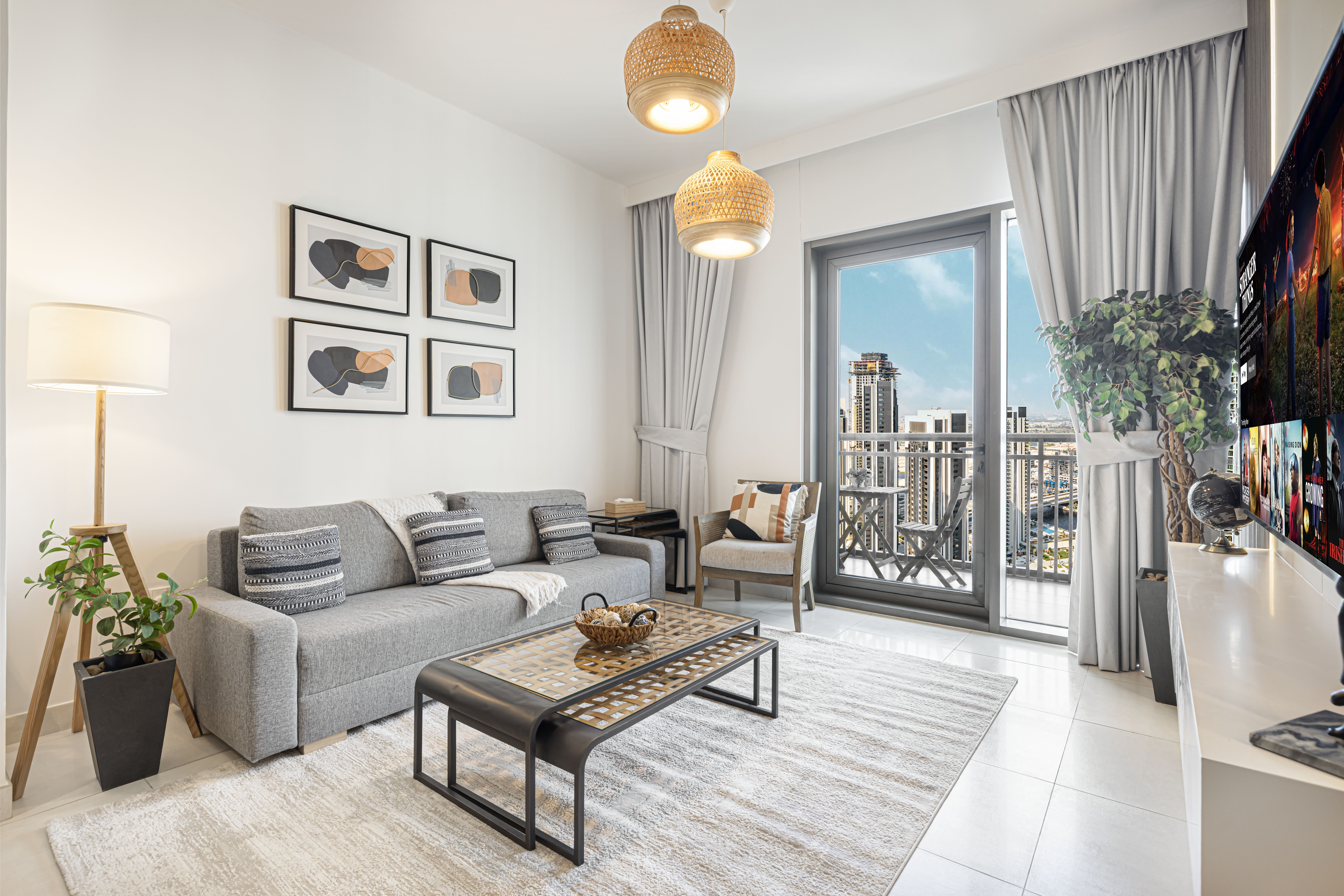 Modern Creekside 1BR | Near Dubai Mall & Downtown – الصورة 2