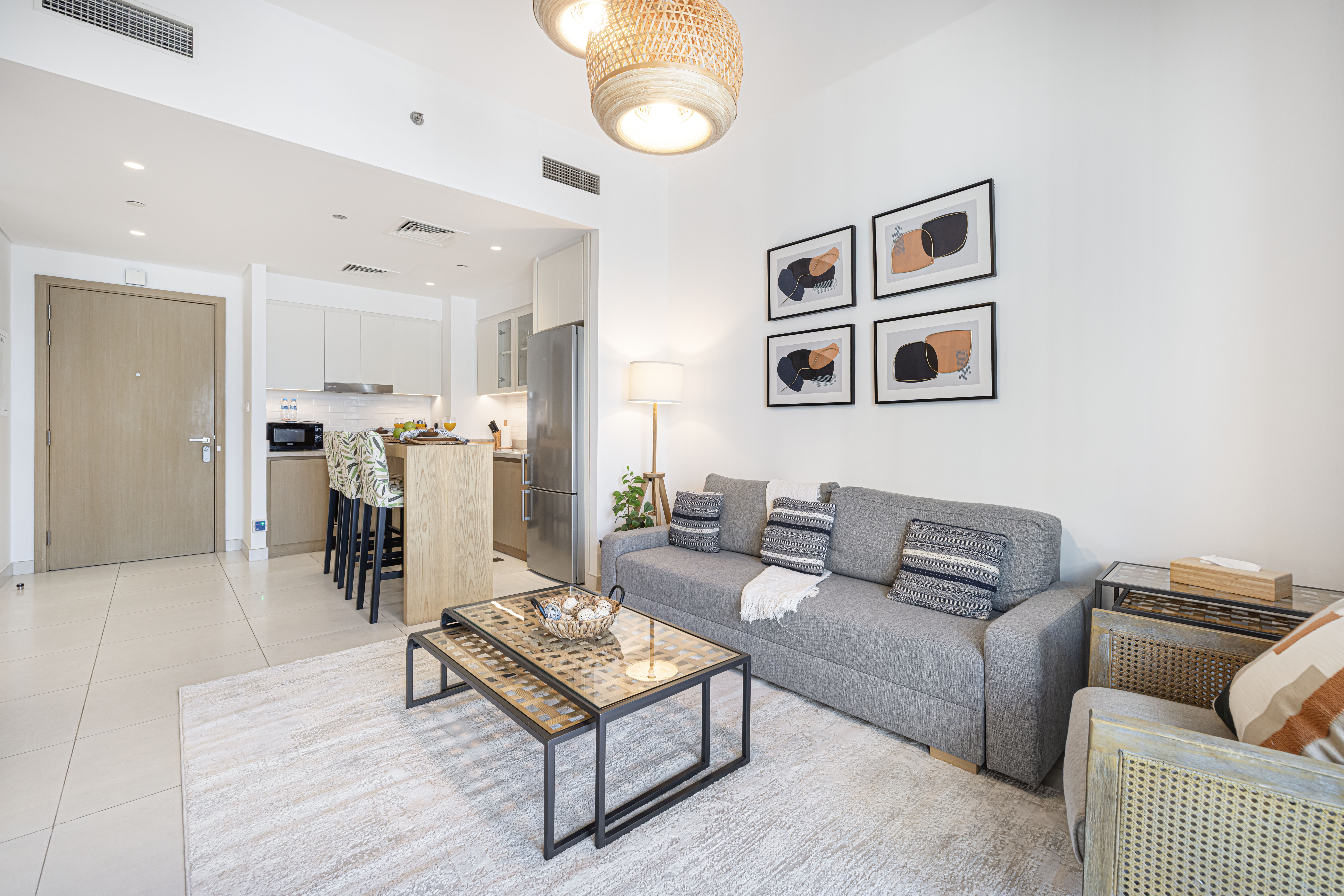 Modern Creekside 1BR | Near Dubai Mall & Downtown – الصورة 3