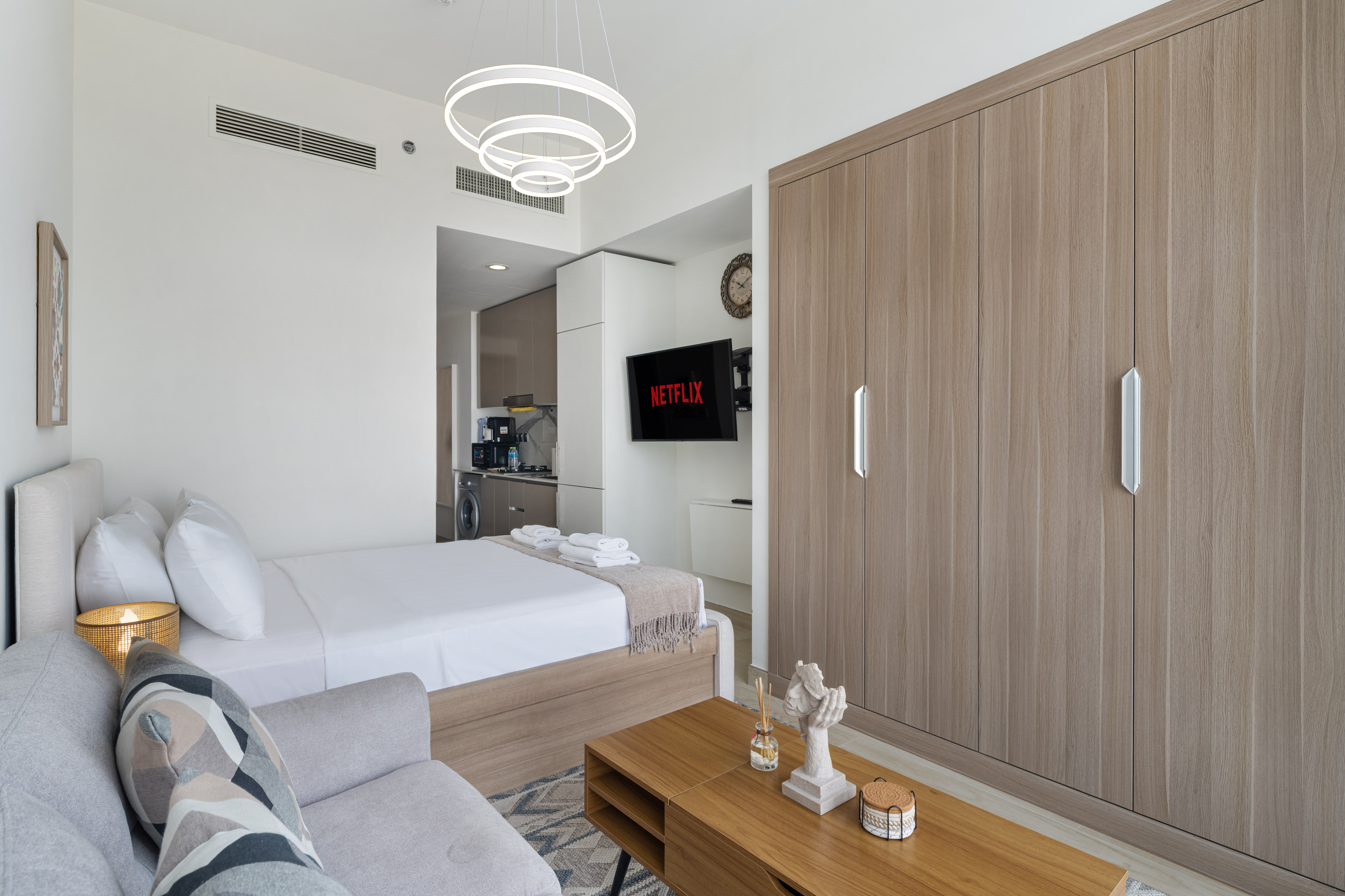 Stylish Studio Apartment in Azizi Riviera One – photo 5