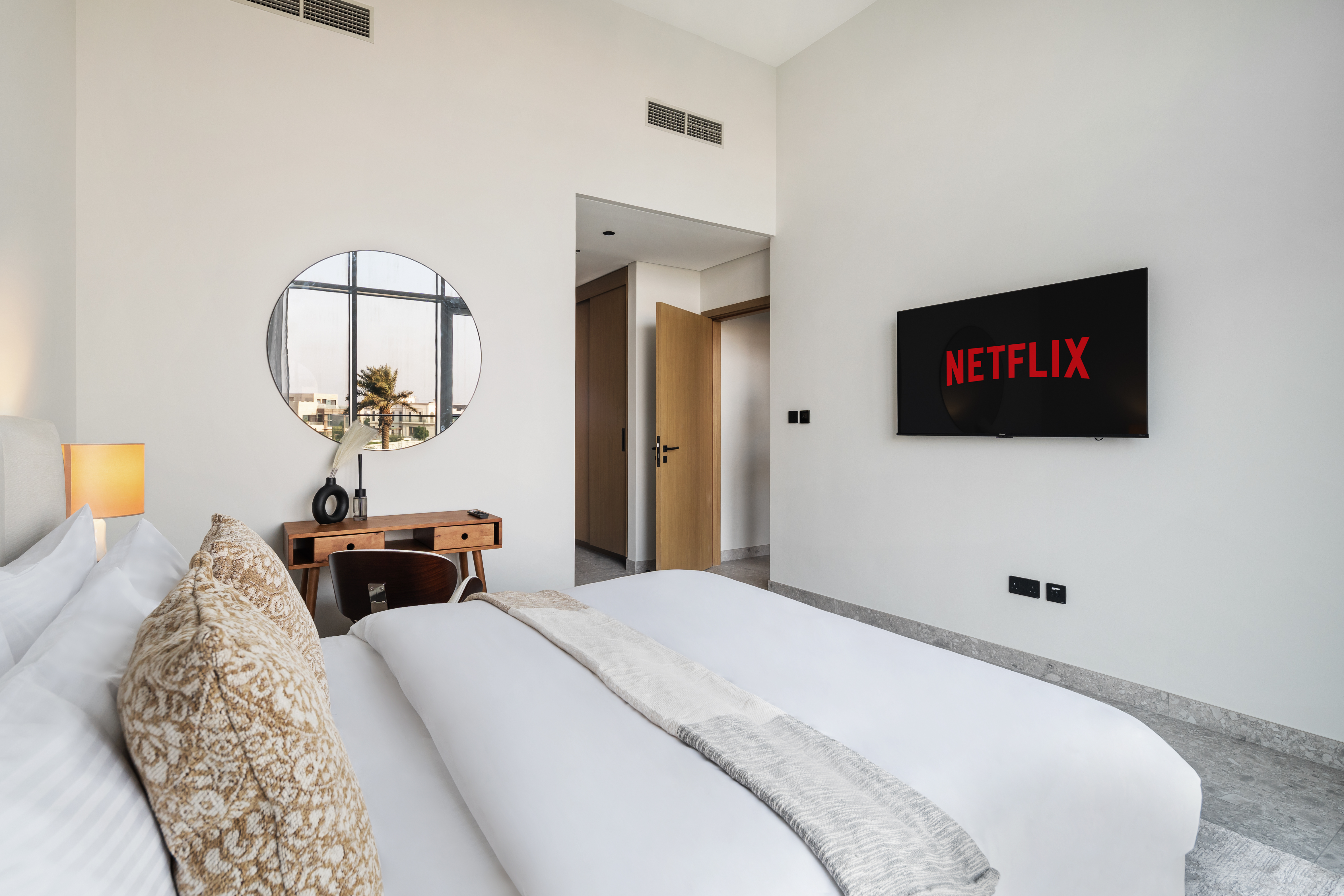 Luxury 2 Bedroom in Golf Suites Dubai Hills – الصورة 5