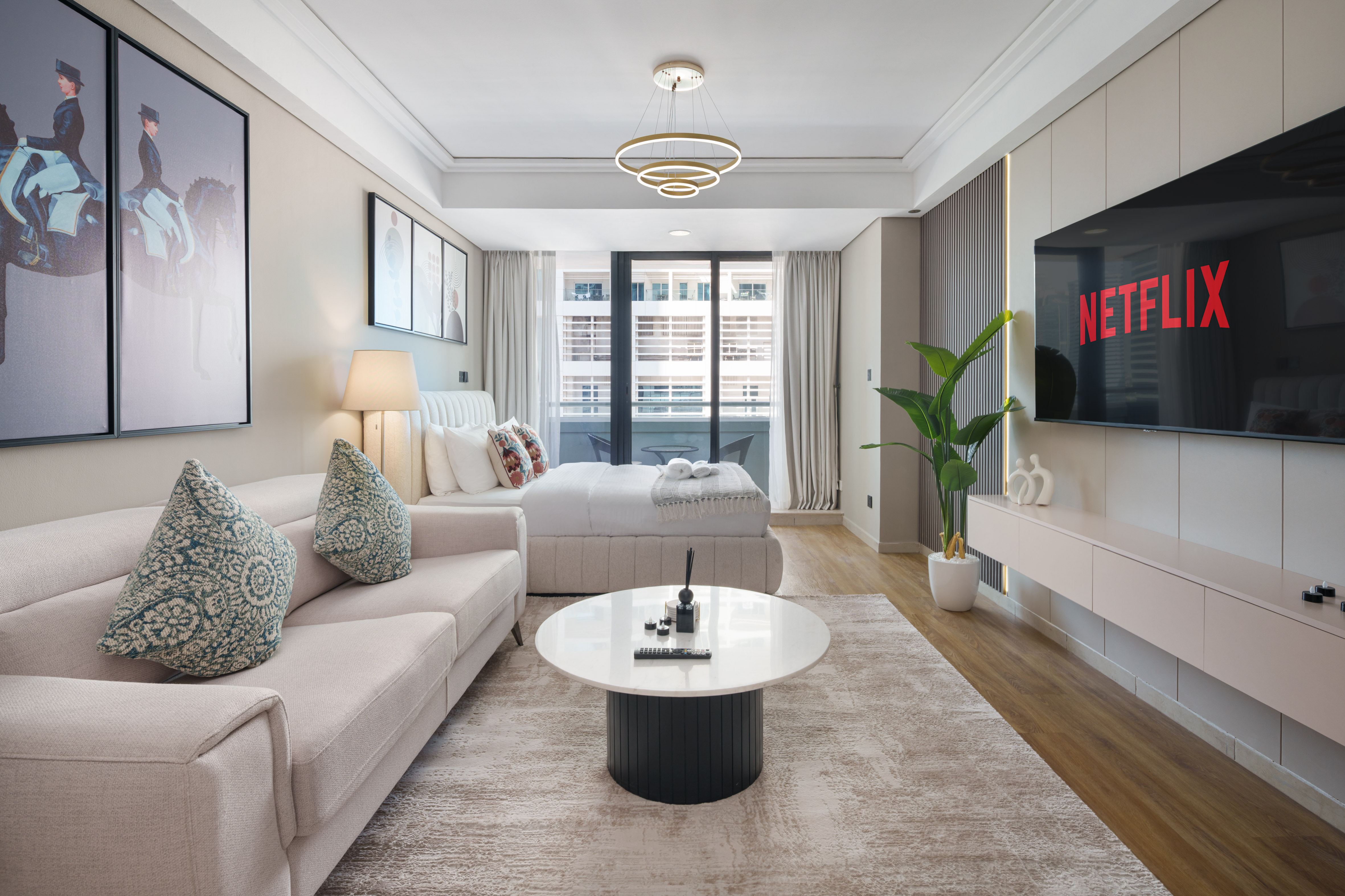 Premium Renovated Studio | Side Lake View  – photo 2