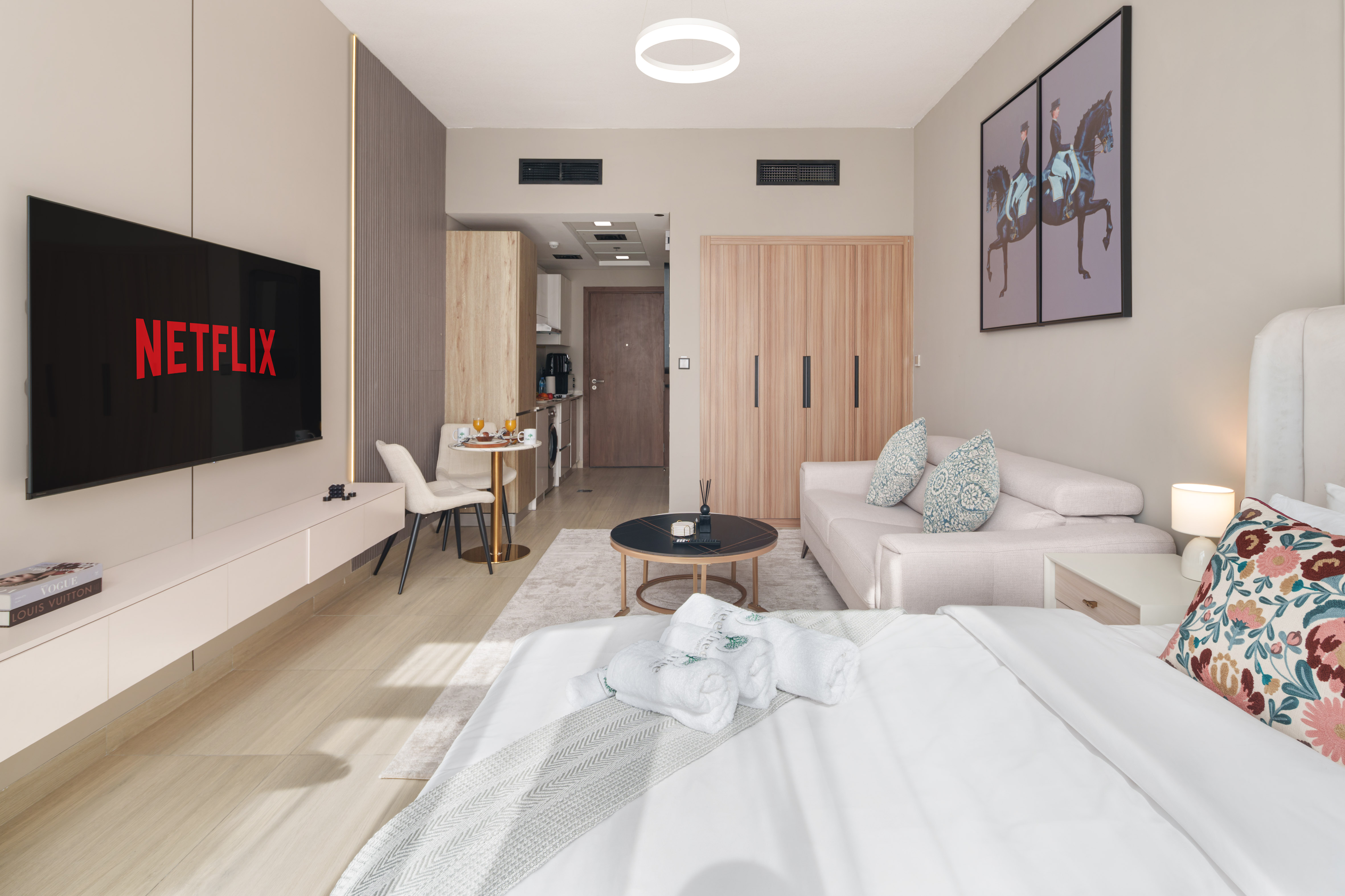 Prime Studio in JVC • Near Circle Mall & Parks – photo 3
