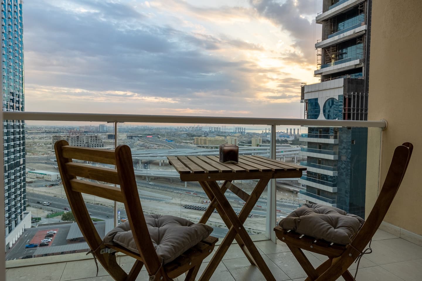This luxurious apartment offers a sophisticated urban sanctuary with a breathtaking panoramic view of the Dubai cityscape, blending contemporary design and unparalleled comfort.